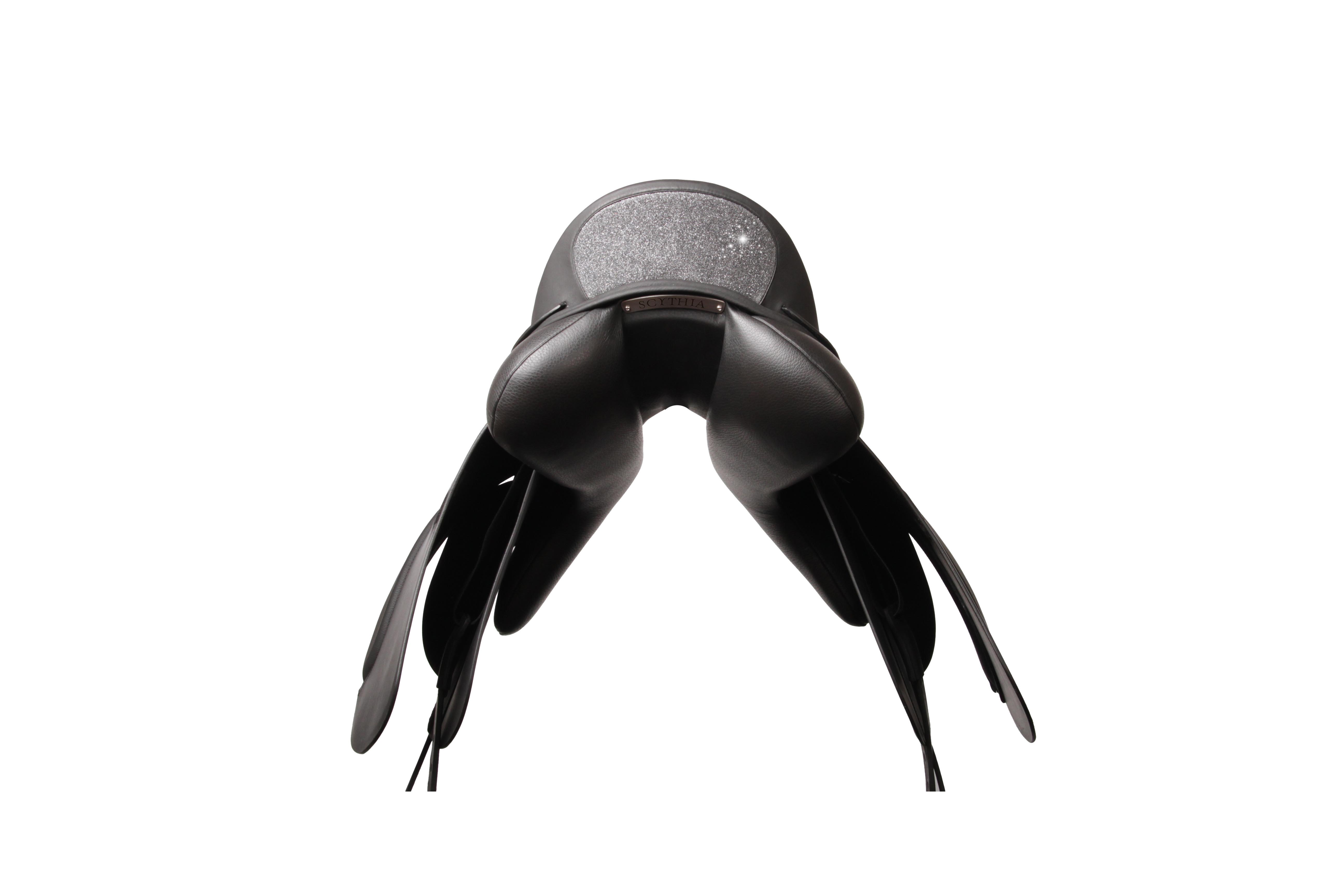 Scythia Dressursattel Aras Schwarz Glitter