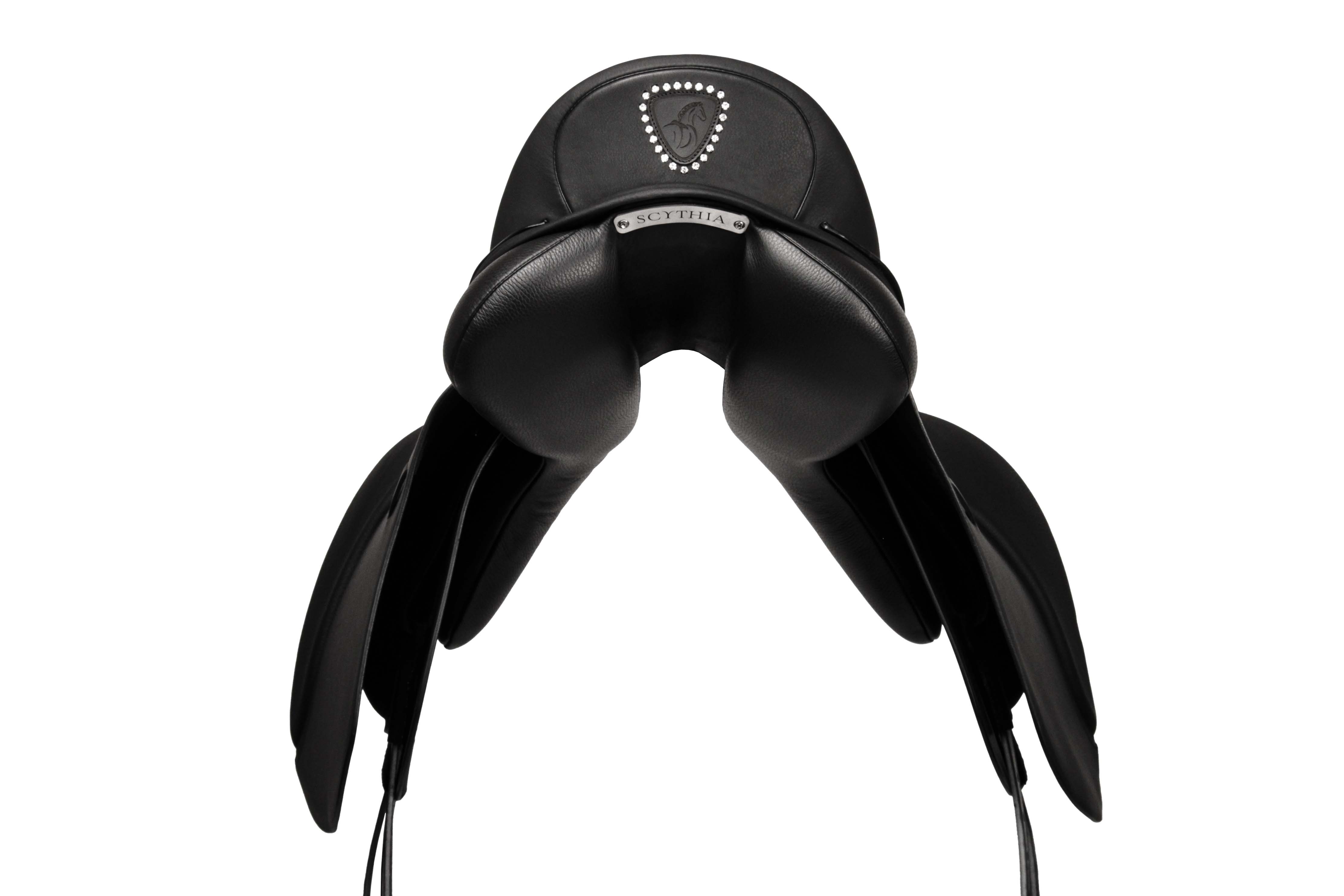 Scythia Dressursattel Aras sw Strasslogo